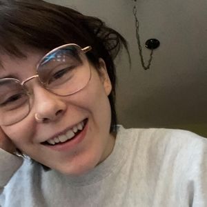 Meet your Posher, Abigail